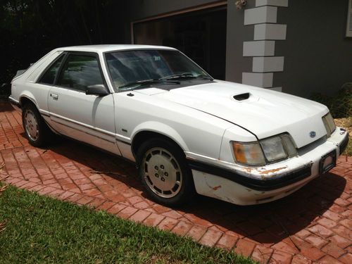 1986 ford mustang svo oxford white,  1 of 561 made