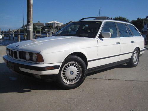 93 bmw wagon, auto, leather, best color, runs and drives great! no reserve!!!!