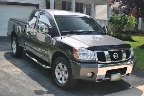 2005 nissan titan le king cab pickup 4-door 5.6l 4wd 4x4