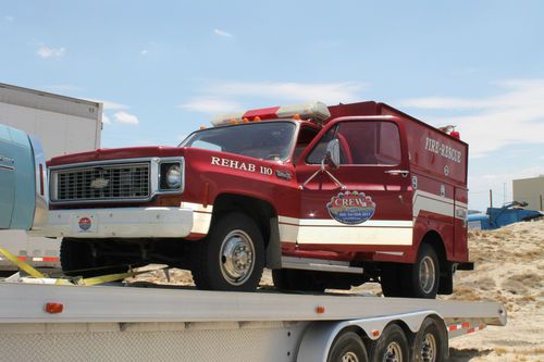 1974 chevrolet c30 fire truck. 350 v8,