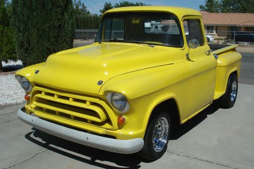 1957 chevy pickup short bed step side