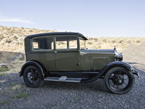 Antique Car/1928 Model A Ford Tudor / AR Model / Nearly Restored / Clear Title, image 1