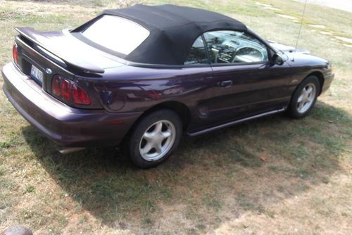 1996 ford mustang gt convertible 4.6l 2 door automatic 79,095 miles  georgia car