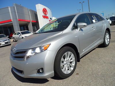 Hail sale new toyota venza le over $5100 off msrp dont miss out