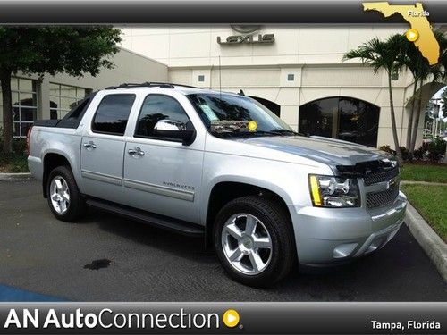 Chevrolet avalanche lt crew with leather &amp; 21k miles clean carfax