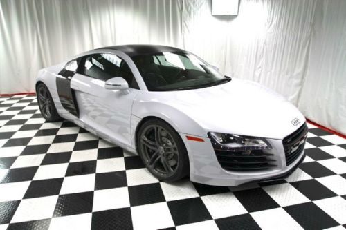 2009 audi r8 v8 - manual - new clutch - ext warranty - carbon blade &amp; roof!!