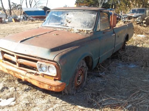 1967 gmc 3/4 ton long bed pick-up, never hit or bent, standard rust,rockers,door