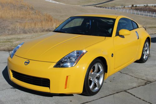 2005 nissan 350z 35th anniversary-collectors item
