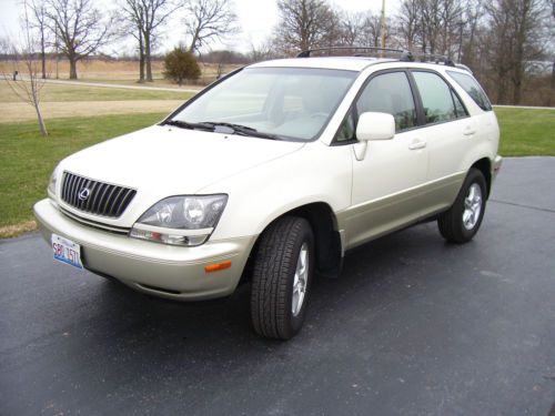 Lexus rx300 awd limited suv, 1999 low miles, everything works, no issues