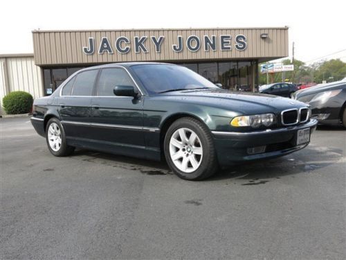 740i plush leather sunroof alloys 4.4l v8 well maintained only 84k miles