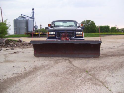 1995 gmc 4x4 3500 with 9ft western plow