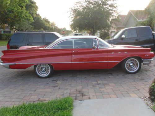 Buick lesabre red