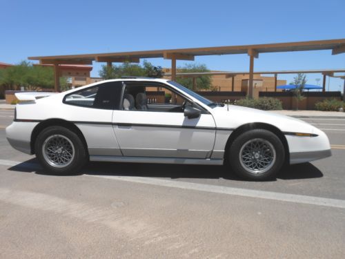 1986 pontiac fiero gt coupe 2-door 2.8l