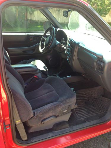 Sell used CLASSIC RED 2001 RED CHEVROLET "CHEVY" BLAZER ... Sell used CLASSIC RED 2001 RED CHEVROLET "CHEVY" BLAZER ...