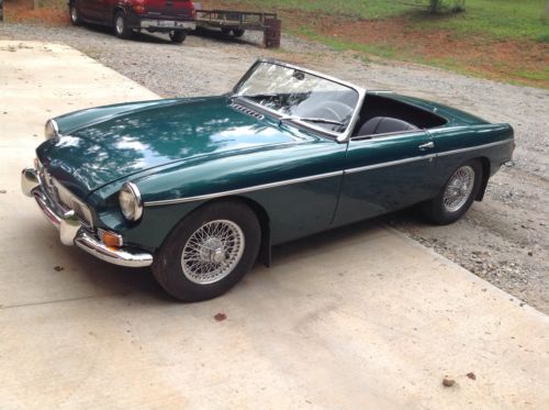 1965 mgb chrome bumper,pull handle car,have Georgia title in hand, image 2