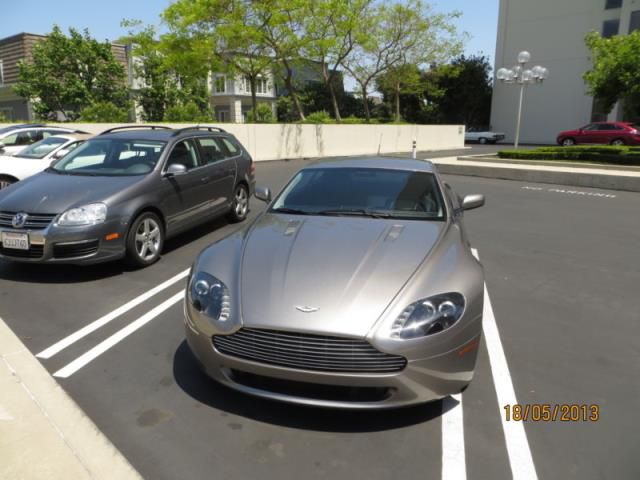 Aston martin vantage 2 door coupe