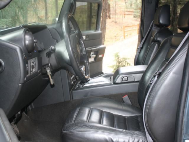 Hummer h2 luxury sport utility 4-door