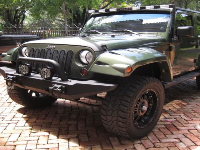 Jeep: wrangler sahara