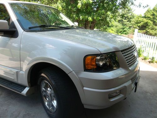 Gorgeous ONE OWNER Garaged 2005 Ford Expedition LIMITED  4-Door 5.4L, image 14