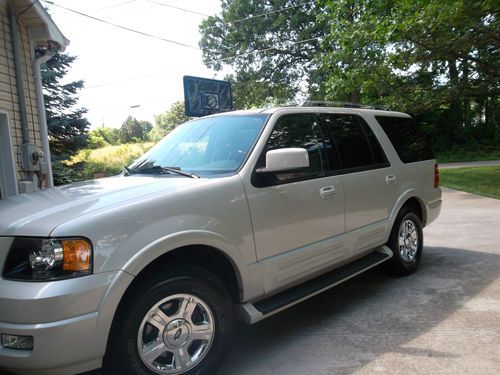 Gorgeous ONE OWNER Garaged 2005 Ford Expedition LIMITED  4-Door 5.4L, image 23