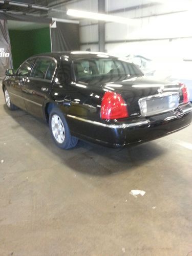 2010 lincoln town car executive l limo limousine livery black one owner