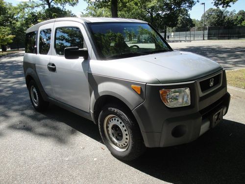 2004 honda element dx ,  one owner