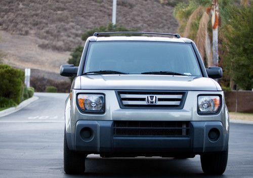 Sell used Grey Honda Element. Excellent Condition, Bike ... Sell used Grey Honda Element. Excellent Condition, Bike ...