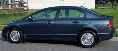 2008 honda civic hybrid sedan with navigation - one owner - dealer serviced