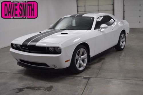 2012 white heated leather auto ac cruise traction control aux! beautiful car!!