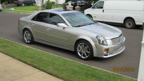 2007 cadillac cts-v, rare only 896 made in 07&#039;,low miles and excellent condition