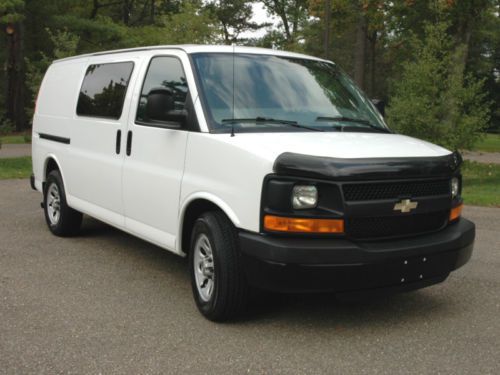 All wheel drive 2009 chevy express cargo van.   ...rare to find! clean!
