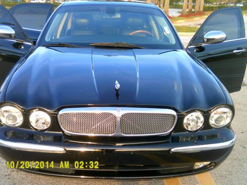 2006 jaguar vanden plas base sedan 4-door 4.2l