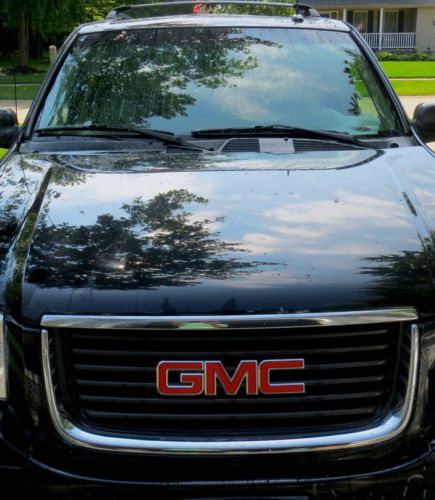 2004 gmc envoy - great condition - with options