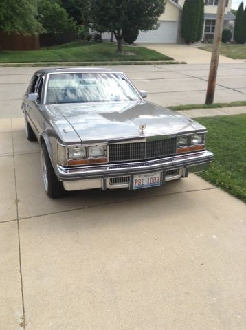 Beautiful gray 78 seville   classic with sun roof