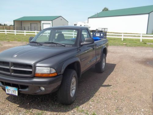 2002 dodge dakota sport manual trans. 21170 original miles! standard cab 1 owner