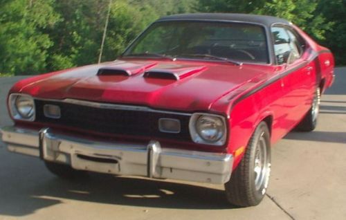 1975 75 plymouth duster 6cyl, 60k miles, very little rust  *no reserve!!*
