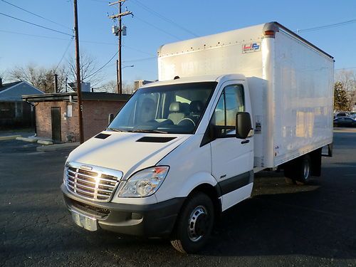 2007 dodge sprinter 3500 14' box with ramp one owner