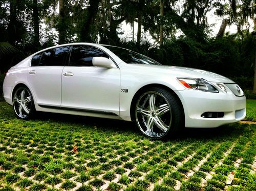 Lexus gs 300 white on white 22" rims