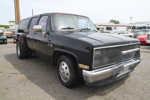 1984 gmc sierra 2500 c/k suburban dually 2wd 8 cylinder no reserve