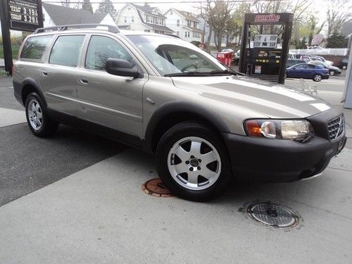 2001 volvo v70 xc all wheel drive looks and runs great