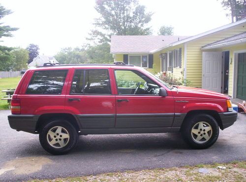 1994 jeep grand cherokee laredo sport utility 4-door 4.0l ***needs tranny***