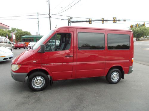 2004 dodge sprinter 2500  118wb passenger van 3-door 2.7l