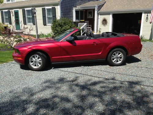 2006 ford mustang convertible