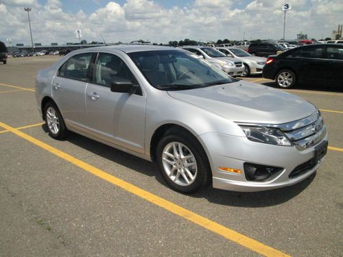 2012 ford fusion s sedan 4-door 2.5l with low miles &amp; no reserve ****