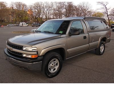 2000 chevy silverado 4x4 8ft bed with cap and bedliner beautiful truck must see!