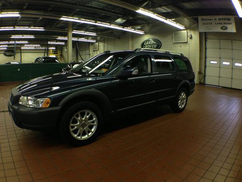 Volvo xc cross country leather sunroof 1 owner 67k climate pkg