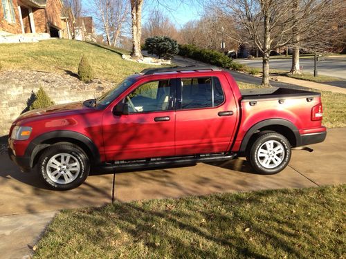2008 ford explorer sport trac xlt 4x4,  new tires, new brakes and batterry