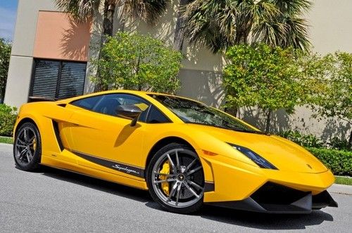 Lamborghini gallardo superleggera! pearl yellow over black loaded car!