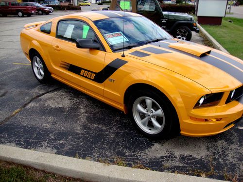 2007 ford mustang coupe--sharp!! low miles!! reduced price!! l@@k!!