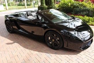 2010 black spyder lp560!clean carfax, south florida car, we finance